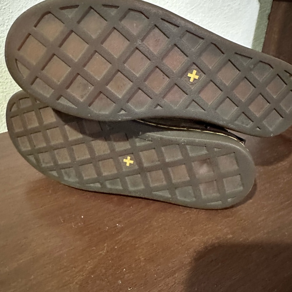 DOC MARTENS brown, like new, grunge, great winter boots - Picture 4 of 6